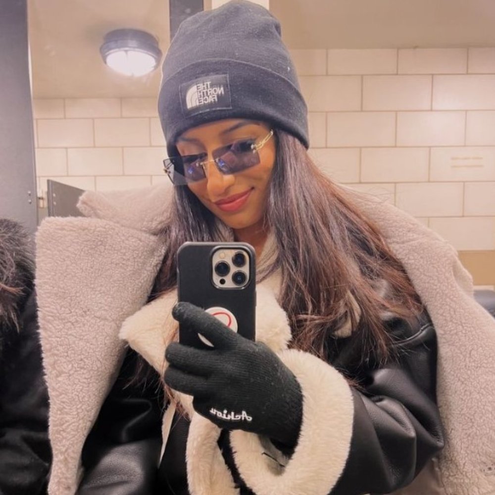 Meet your Posher, Nimra